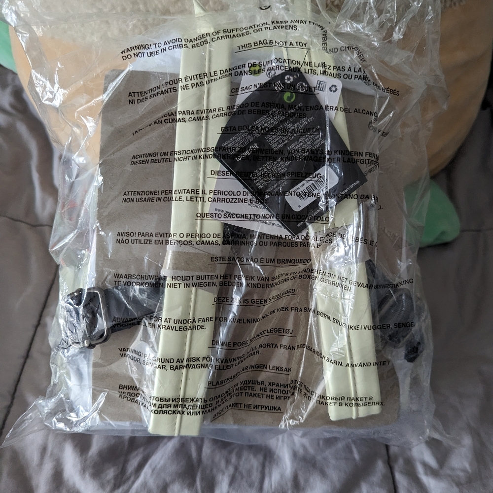 Loungefly Nightmare Before Christmas Zero mini backpack and wallet set - Picture 3 of 6